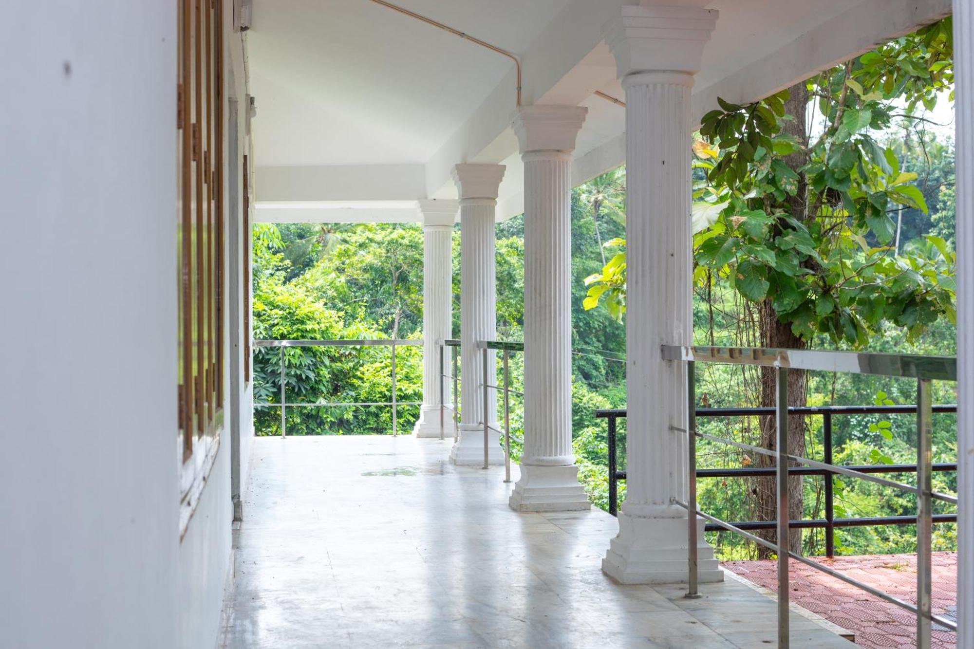 Aruvikuzhy Waterfalls Villa Kozhancheri Exterior foto